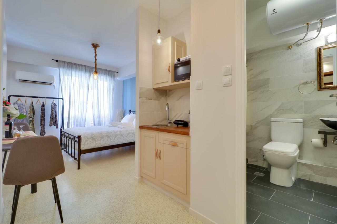 Stylish, Comfy Suite In The Heart Of Athens Ngoại thất bức ảnh